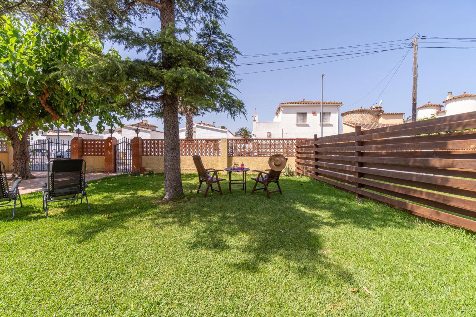 Apart-Rent Casa Con Jardin Pani 0081 Empuriabrava Eksteriør billede
