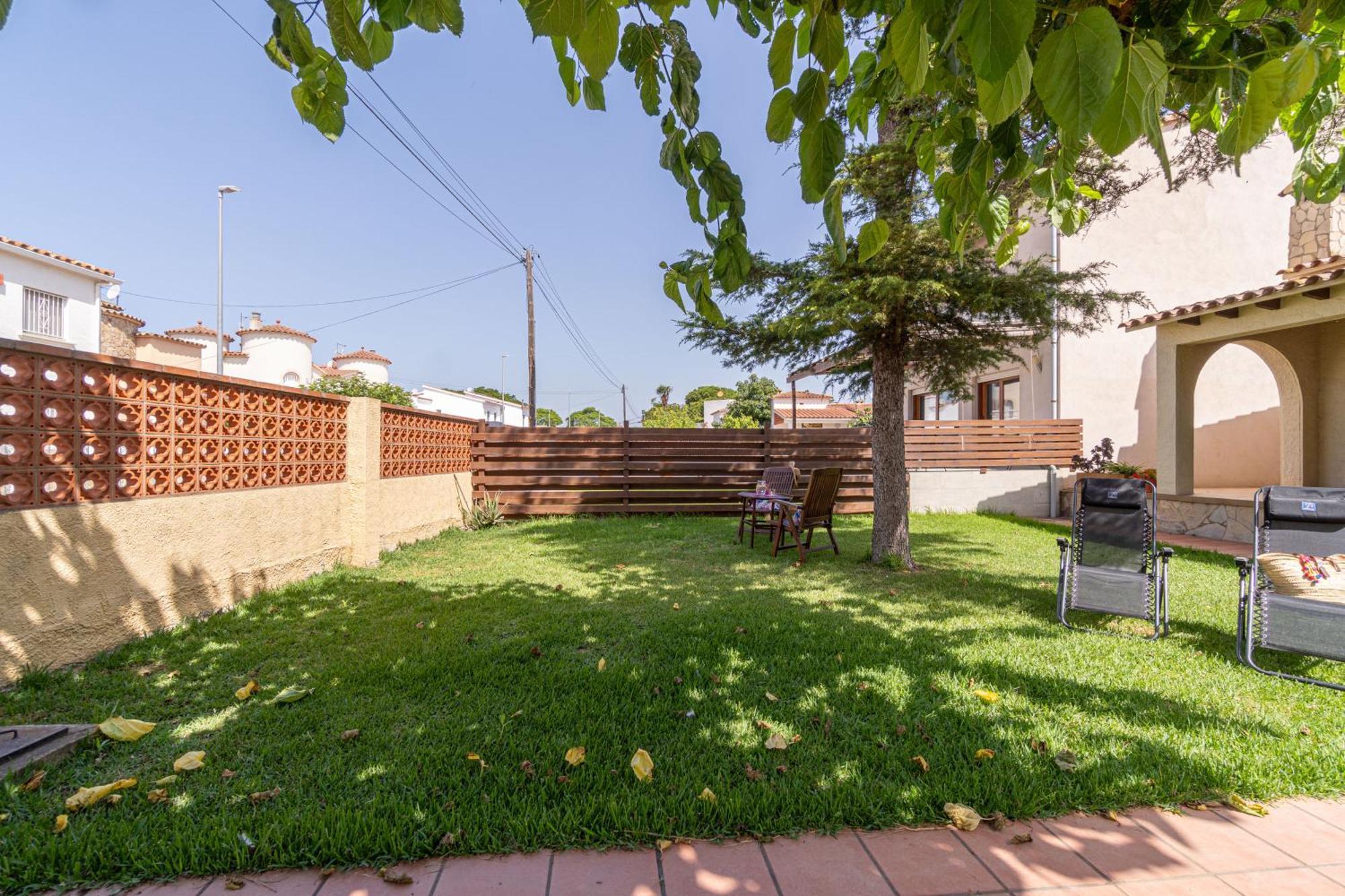 Apart-Rent Casa Con Jardin Pani 0081 Empuriabrava Eksteriør billede